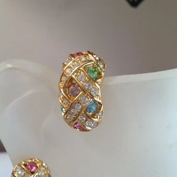 Vintage Joan Rivers Pave Rhinestone Gold Tone Clip On Earrings - Picture 3 of 6